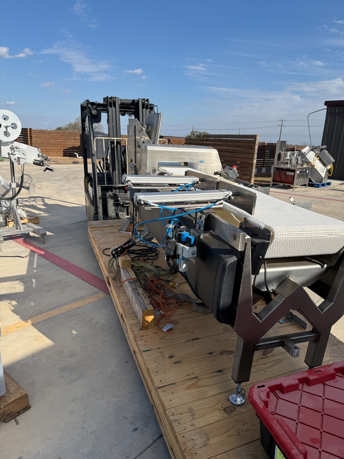 Mettler Toledo Metal Detector + Checkweigher Combo (for parts or repair) photo 2